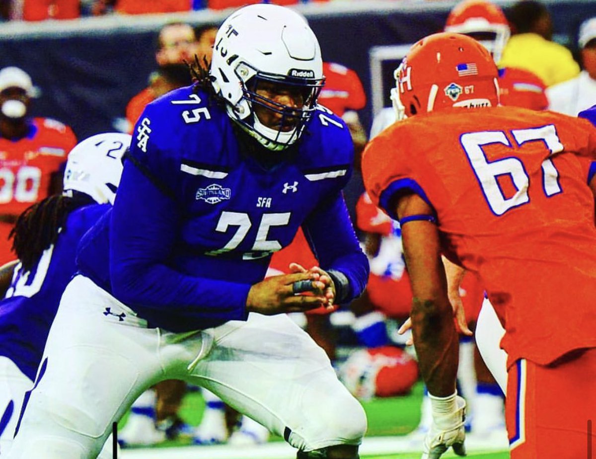 KiyoshiHarris's tweet photo. Memory Lane/Dawg Days @jo_hunter75  
@chaffeycollege ➡️ @SFA_Football 
He’s part of the Fraternity 👊🏾👊🏾👊🏾 @5asONE Let’s Work! https://t.co/i5TsrMDNRY
