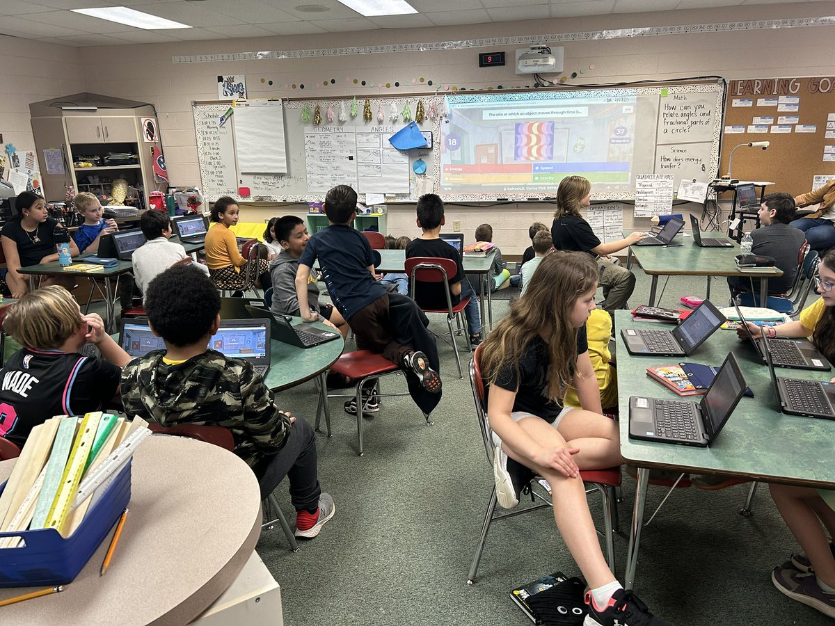 Kaytee Jones tweet media