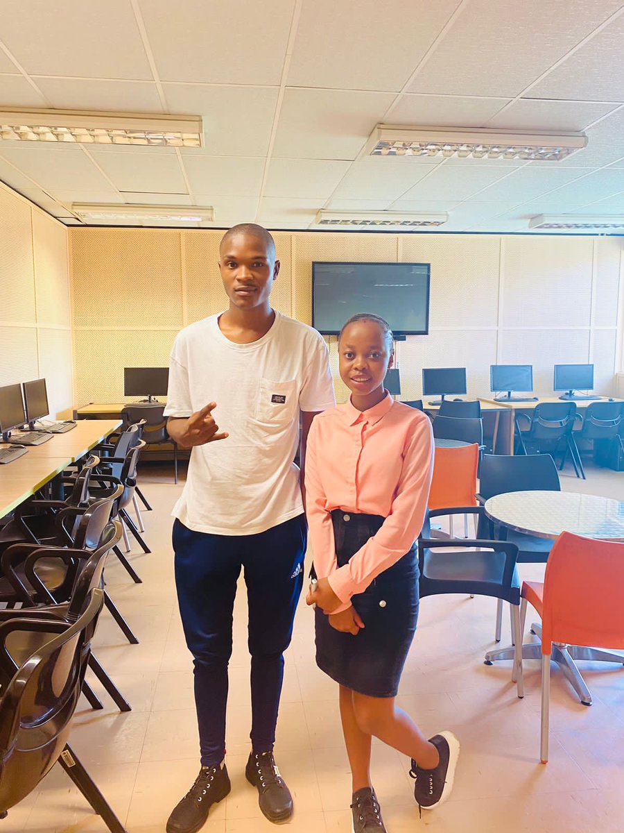 AzolaNonkosi's tweet photo. Television student assistant, Malwande Nzimande says that, " do not be afraid to make mistakes because you are here to learn and mistakes are part of learning, otherwise work hard from your first year." #TUTJOURN2023 #twitterchallange https://t.co/YwqqfhjeWV