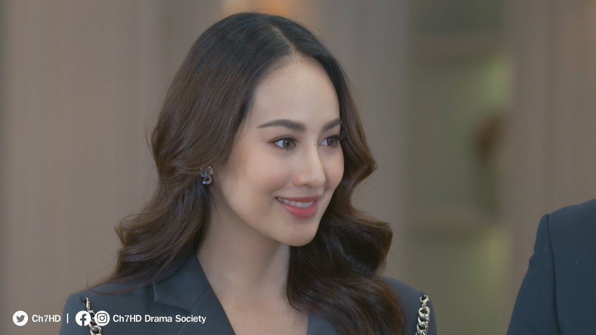 Ch7HD's tweet photo. โอ้ยยยยย เจอกันแล้ว ทุกภพทุกชาติมีจริง ! #สร้อยนาคีep1 https://t.co/xHioDMsY6M