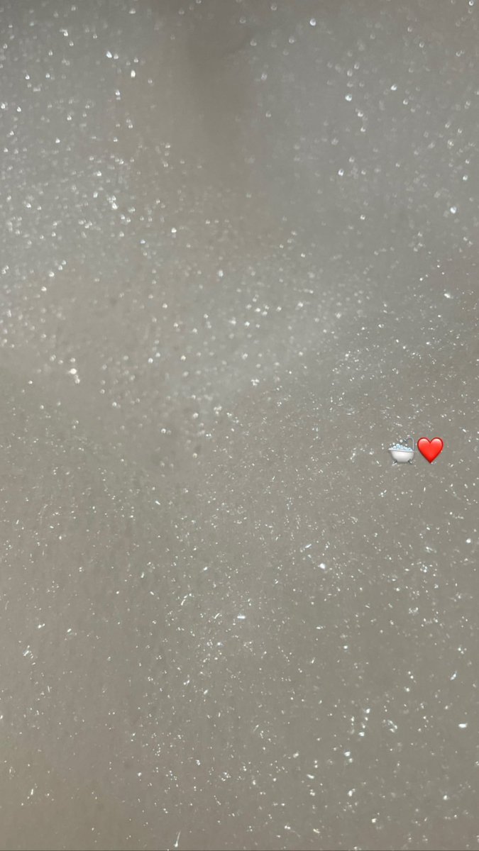 230223 #솔지 IG stories