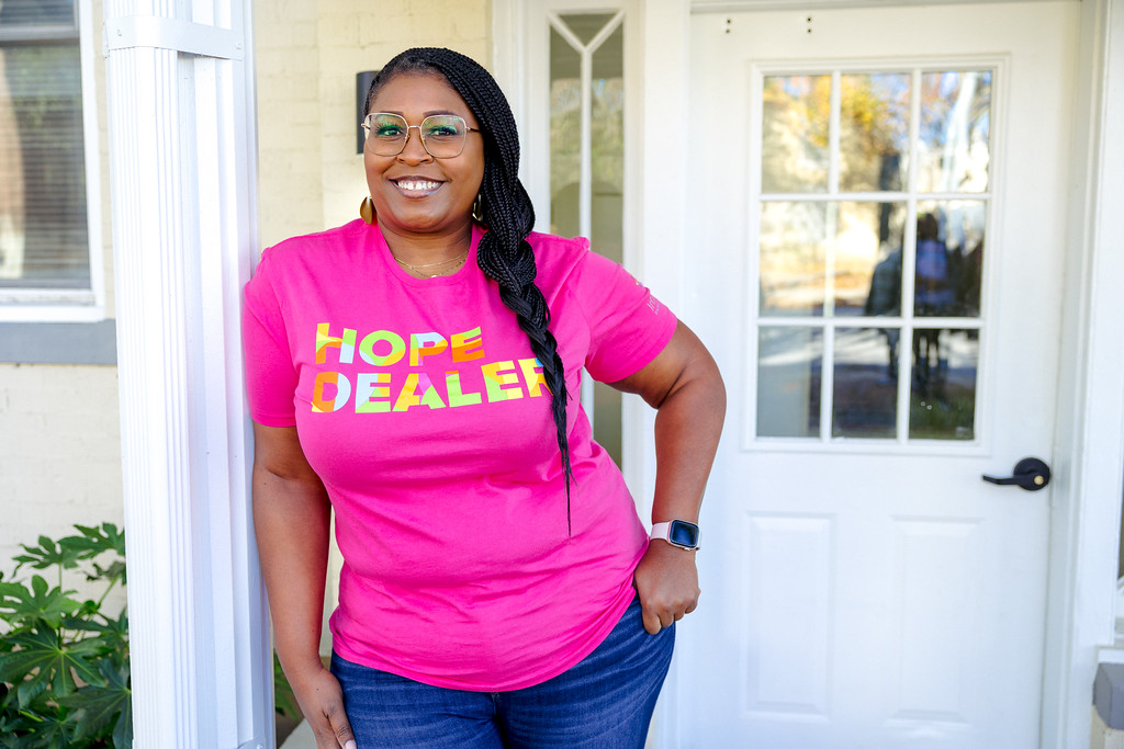 InterfaithD's tweet image. We are THANKFUL for this new merch and for those who have purchased it to help us fight poverty. Get yours today at interfaithdallas.org/get-involved/h….
. 
. 
. 
#InterfaithDallas #HopeStore #EmpowerFamilies #FightPoverty #EndHomelessness #BeTheChange