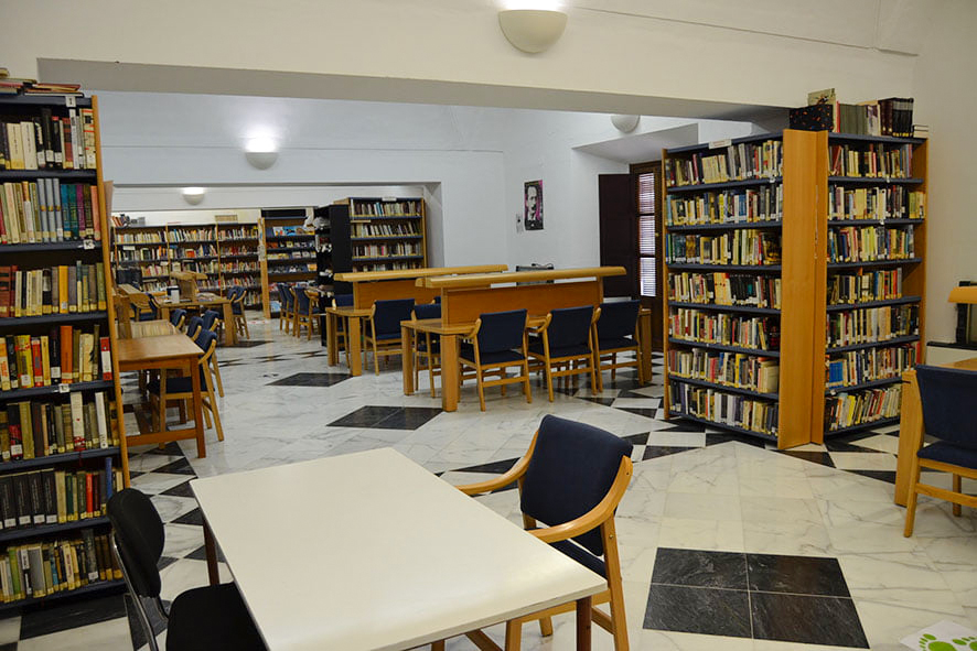 📖 La Biblioteca municipal 'Pepe Ramírez' cambia su horario para adaptarse a las peticiones de los usuarios y usuarias que se encuentran en época de exámenes. 

📌 Este horario especial es de 09:30 a 14:00 horas y de 17:00 a 19:30 horas, de lunes a viernes.