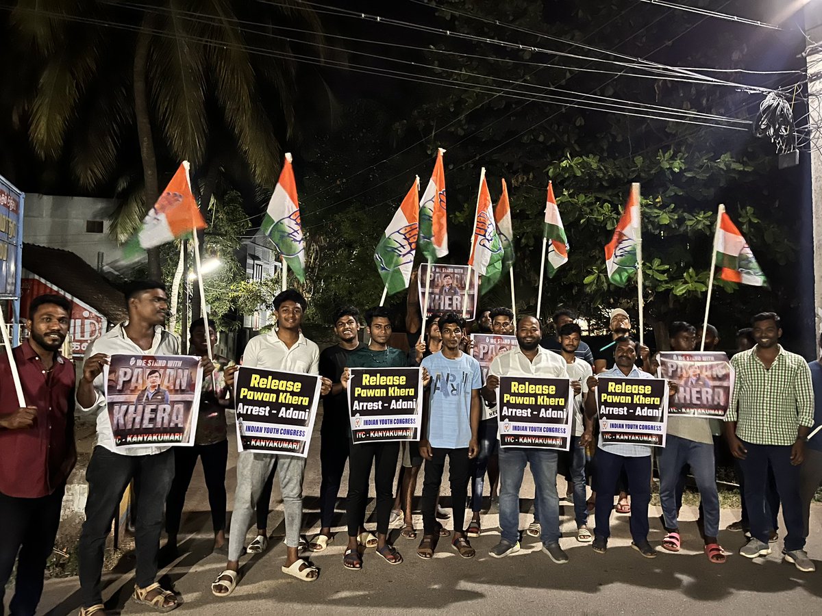 KRDison2's tweet photo. இன்று #கன்னியாகுமரி கிழக்கு மாவட்ட இளைஞர் காங்கிரஸ் சார்பாக காங்கிரஸ் செய்தித் தொடர்பாளர்  #பவன் கெடா ஜி அவர்கள் காங்கிரஸ் மாநாட்டில் கலந்து கொள்ள ராய்ப்பூர் செல்லும் போது எந்த காரணமும் இன்றி இண்டிகோ விமானத்தில் இருந்து கீழே இறங்குமாறு கூறி கைது செய்யப்பட்டார். 
1/2 https://t.co/Sj3HplUiRD