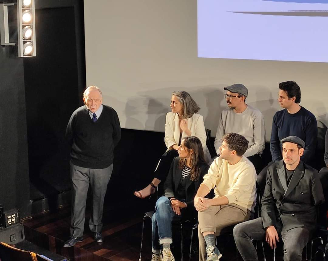 DiegoFerroAct's tweet photo. Presentación #EnLaAcademia de la 26 edición de mi #festival favorito, el Festival de Málaga ¡Gran cita con el cine español del 10 al 19 de marzo! ¡Nos vemos en Málaga! ❤️🎥
@festivalmalaga #FestivalMálaga
#cine #cineastas #festival #festivales #festivalesdecine #diegoferro 🏳️🌈 https://t.co/CFj0gBiglX