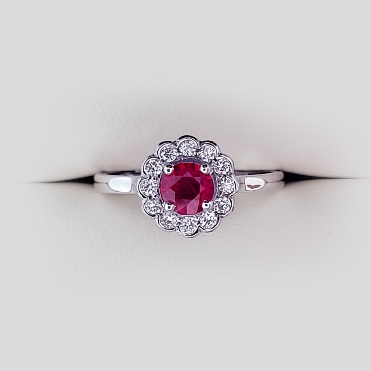 etsy.com/uk/WoodsJewell…

#diamonds #diamondjewellery #diamondring #ruby #shopsmallshoplocal #shoplocal #woodsjewellers #woodsjewellerscoulsdon #ringsofinstagram #giftideas2023 #etsyseller #etsyshop #etsyfinds #handfinished #lovewhatyoudo #designinspiration #bespoke #design