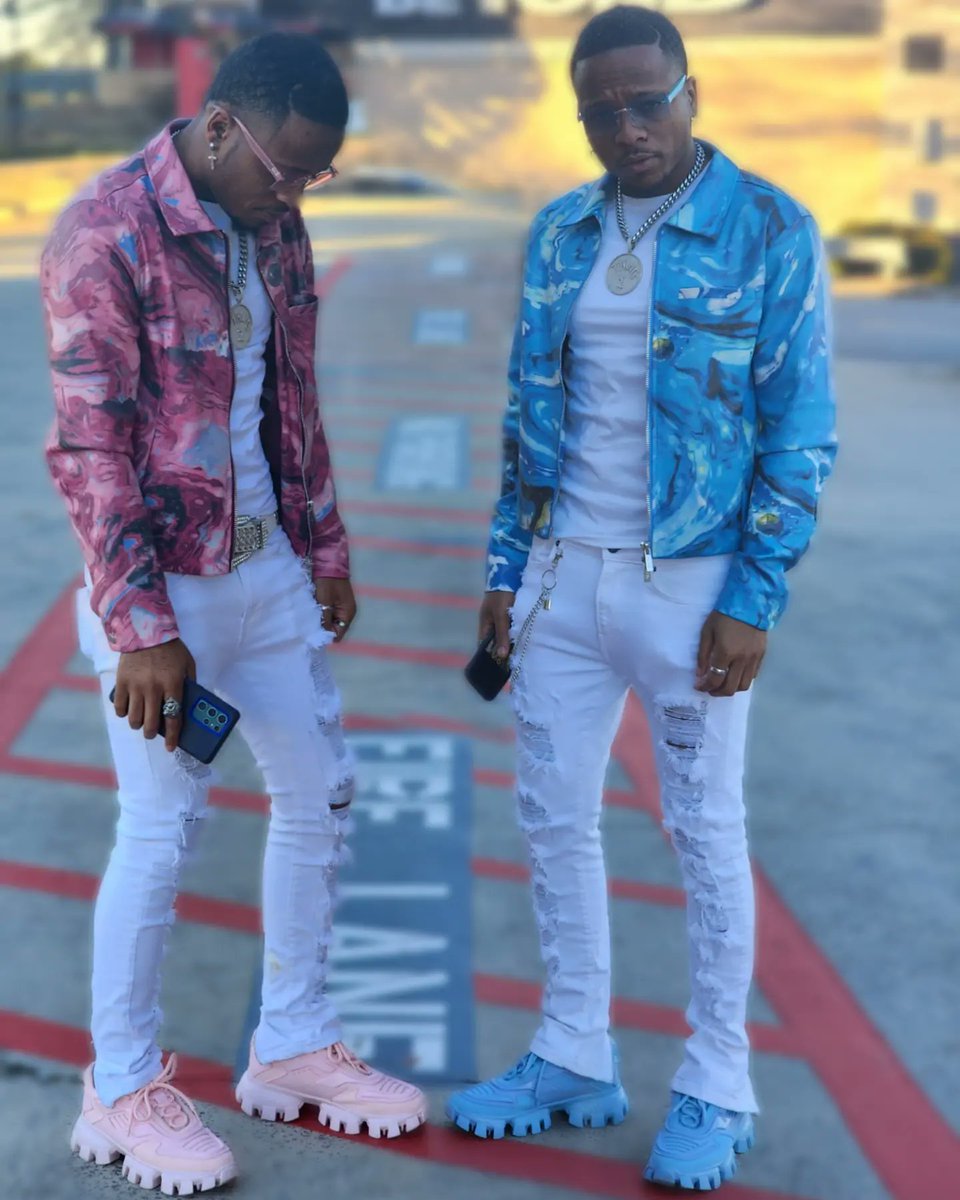 The Farrar Twins tweet media