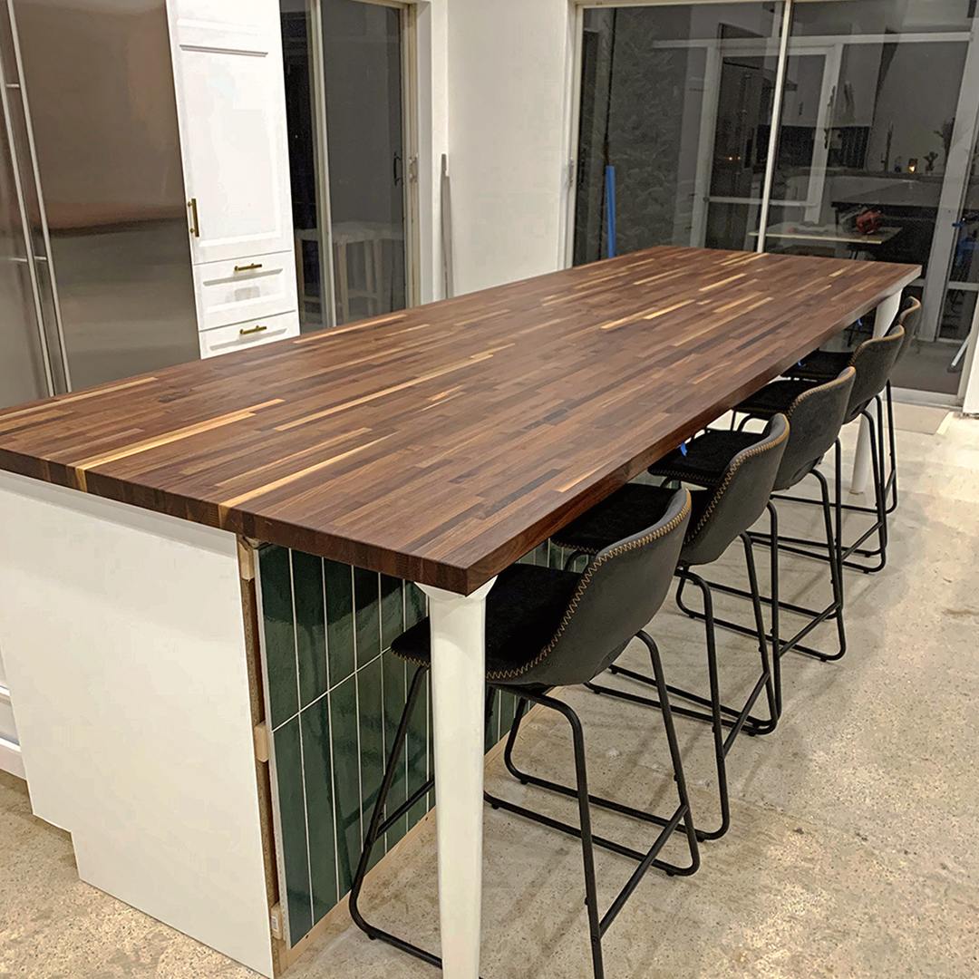 hardwoodlumber1's tweet image. Our Blended Grain Butcher Block countertops are created by joining random-length pieces of wood with a finger joint giving them a unique look. Each countertop offers extraordinary natural color variations, grain patterns, and organic features of real wood. #butcherblock #kitchen