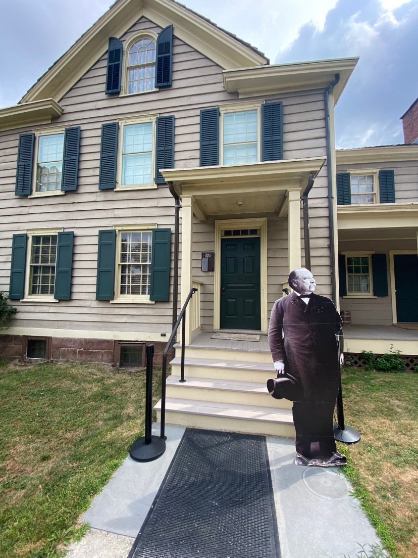 Updated the Episode and webpage for Grover Cleveland’s birthplace! I adored the site and especially the staff! 🏠🦅🇺🇸🏛

Check out “Grover Cleveland and Caldwell”! visitingthepresidents.com/2021/06/15/epi…

#GroverCleveland #Caldwell