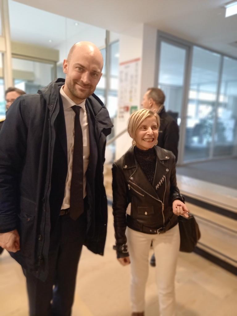 unccas's tweet image. 🔵Déplacement du ministre @jnbarrot  à @AmiensMetropole pour échanger suite au @CRefondation sur le #numérique : l&apos;occasion pour @_MathildeRoy, vice-présidente de l&apos;@unccas de partager les actions de notre Union, des Udccas et des #CCAS