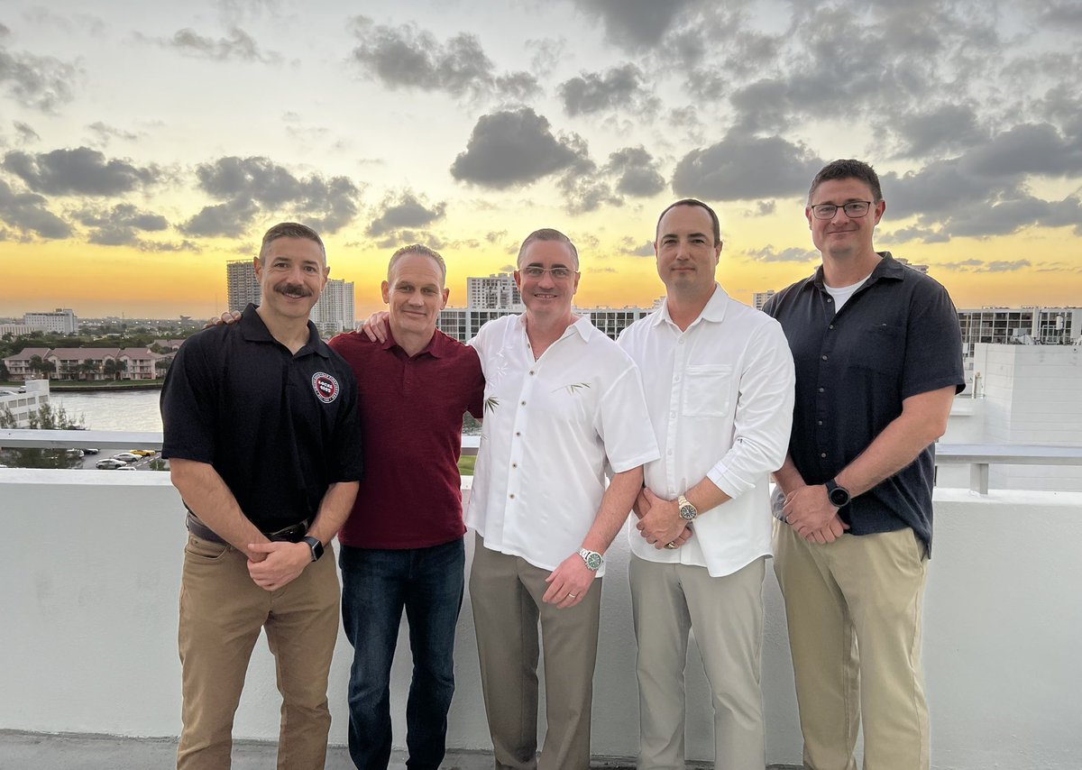 team10th's tweet image. Your DVP @Drgilmandc is staying busy working for our #Team10th. The DVP is in #IAFF executive board meetings all week in Hollywood, Florida, advocating for our district &amp;amp; the IAFF. These meetings are essential to maintain a healthy, productive, &amp;amp; strong union. #NoLocalLeftBehind