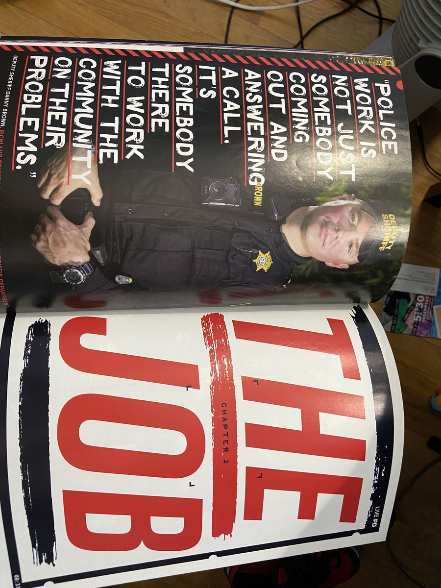 jennaspauldin12's tweet photo. This magazine is a treasure if I say so myself.. Found it cleaning! @danabrams @Sean_C_Larkin @TomMorrisJr1 @addy_pez @thundacat830 @K_Law124 @Devildog683 https://t.co/SfKCCpVN8J