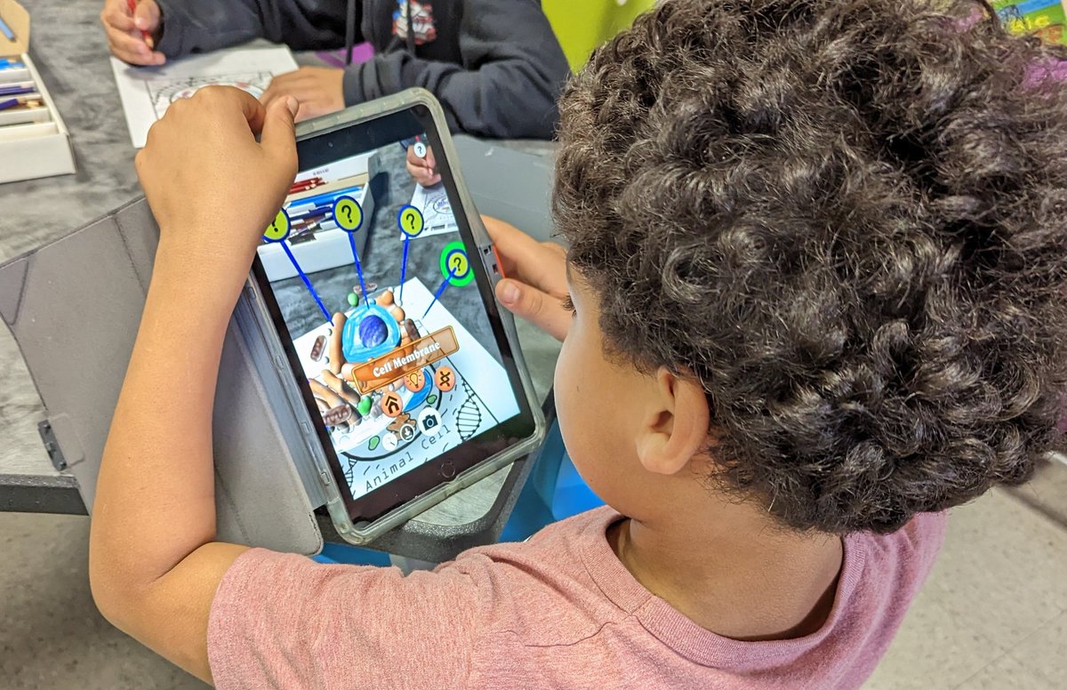 techsamlamb's tweet image. Exploring the human body in AR and VR. #VR #AR