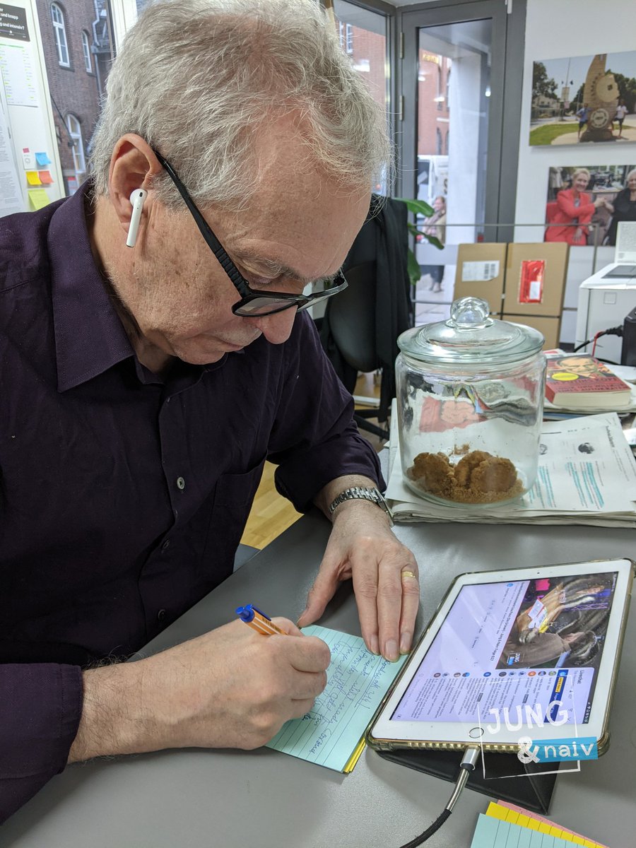 Alex Theiler on Twitter "BehindTheScenes of JungNaiv Live TiloJung interviewt die