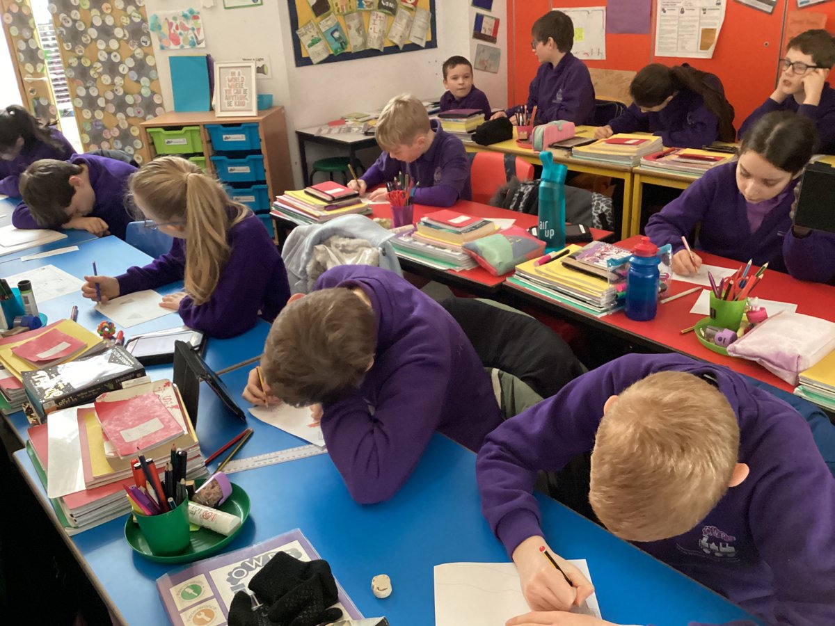 OWPS_sharks's tweet photo. Today we were stepping into the shoes of Yanka from the ‘Girl Who Speaks Bear’ by @sophieinspace and using the text to visualise the scene. #owpseng #owpsreading https://t.co/hFAVChAIrU