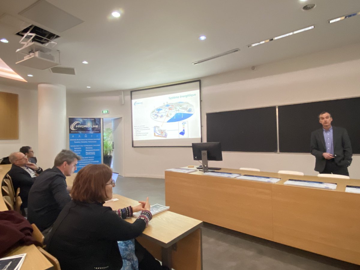 Depuis 10 ans, la chaire #Hydrolike de la <a href="/fondationGINP/">FondationGrenobleINP</a> met l’innovation dans le domaine de l’ #hydraulique au service de l’industrie, notamment pour le développement de cette énergie qui est la seule à être à la fois #renouvelable stockable et pilotable.