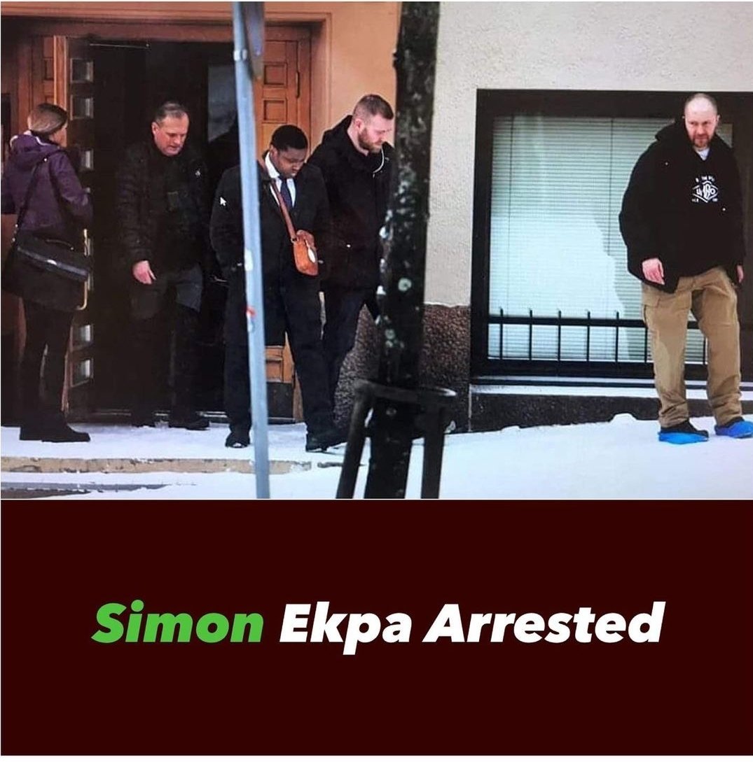 ___Phillips's tweet photo. I told you all I would make sure that I expose and make the so called Mighty @simon_ekpa face his doom😂 I said it, nd I have my connections🗿 Simon Ekpa has been arrested,Igbo Tribes should merry. I have taken care of @simon_ekpa Election will Hold 
#southeast #igbo #IPOB voteLP https://t.co/V9TnA0b2cr