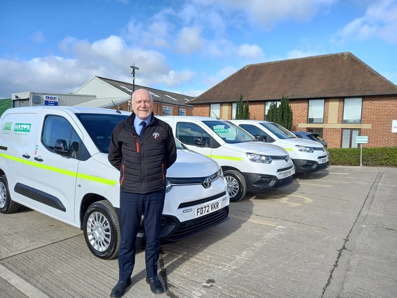 Our Business Centre Manager Adrian Blurton is proud to supply H W Martin with a fleet of New Toyota Proace City Commercial Vehicles! 

They took delivery today and the vehicles will be utilised in various locations around the UK!! 

Happy motoring😃

#Fleet #businesscentre