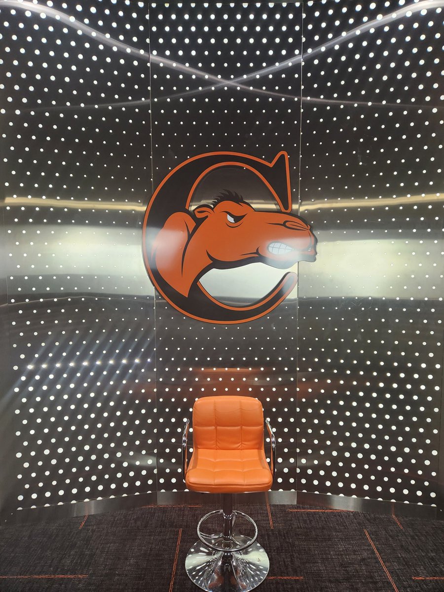 Who's next up??? 2024, we are hunting for the top dogs. We keep the seat warm!!!
#RollHumps🐪🏈 
<a href="/reggiehoward/">Reggie Howard</a> <a href="/_deebrown22/">Coach Dee Brown</a>