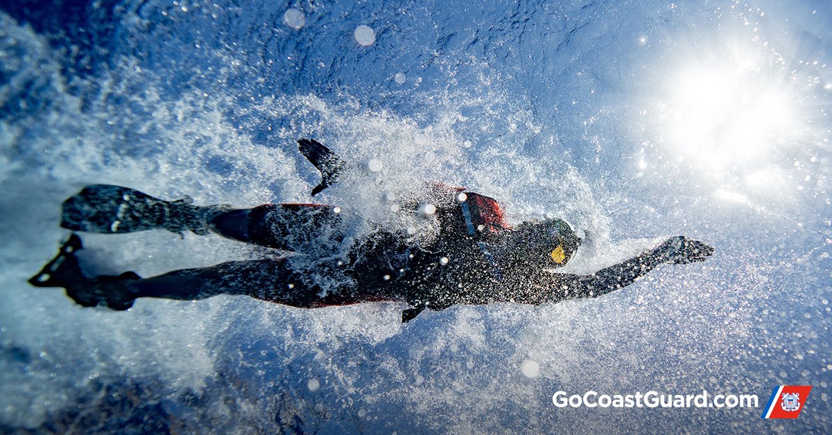 If you're ready to swim into a #career in the #CoastGuard click here to learn more about opportunities (and bonuses 💰) in the USCG: gocoastguard.com/chat-now #SemperParatus #GoCoastGuard #USA 🇺🇸⚓️