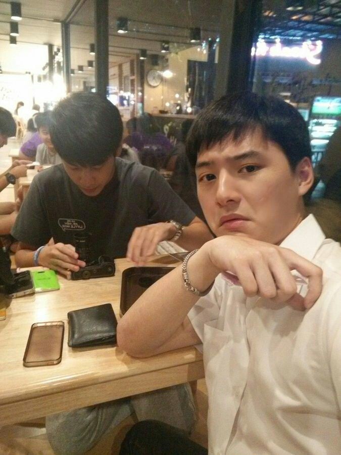 MahasiswaPeraya's tweet photo. #คริสสิงโต for bingsu date 🍨😋✨❤️ https://t.co/1J6n275SFH