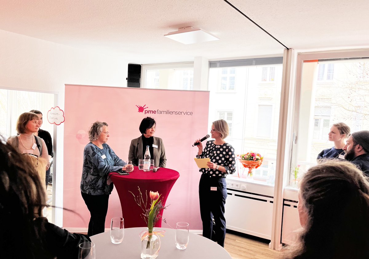 pme Familienservice (@pmefs) on Twitter photo Wir feiern unseren neuen #Standort in #Wuppertal. Vielen Dank Heike Dick vom <a href="/Wupperinst/">Wuppertal Institut</a>, Ulrike Rüß von der <a href="/Barmenia/">Barmenia</a> und <a href="/Alexa_Ahmad/">Alexa Ahmad</a> vom <a href="/pmeFS/">pme Familienservice</a> für die warmen Worte und spannenden Impulse an diesem tollen Nachmittag. #Vereinbarkeit #EAP Wir feiern unseren neuen #Standort in #Wuppertal. Vielen Dank Heike Dick vom <a href="/Wupperinst/">Wuppertal Institut</a>, Ulrike Rüß von der <a href="/Barmenia/">Barmenia</a> und <a href="/Alexa_Ahmad/">Alexa Ahmad</a> vom <a href="/pmeFS/">pme Familienservice</a> für die warmen Worte und spannenden Impulse an diesem tollen Nachmittag. #Vereinbarkeit #EAP