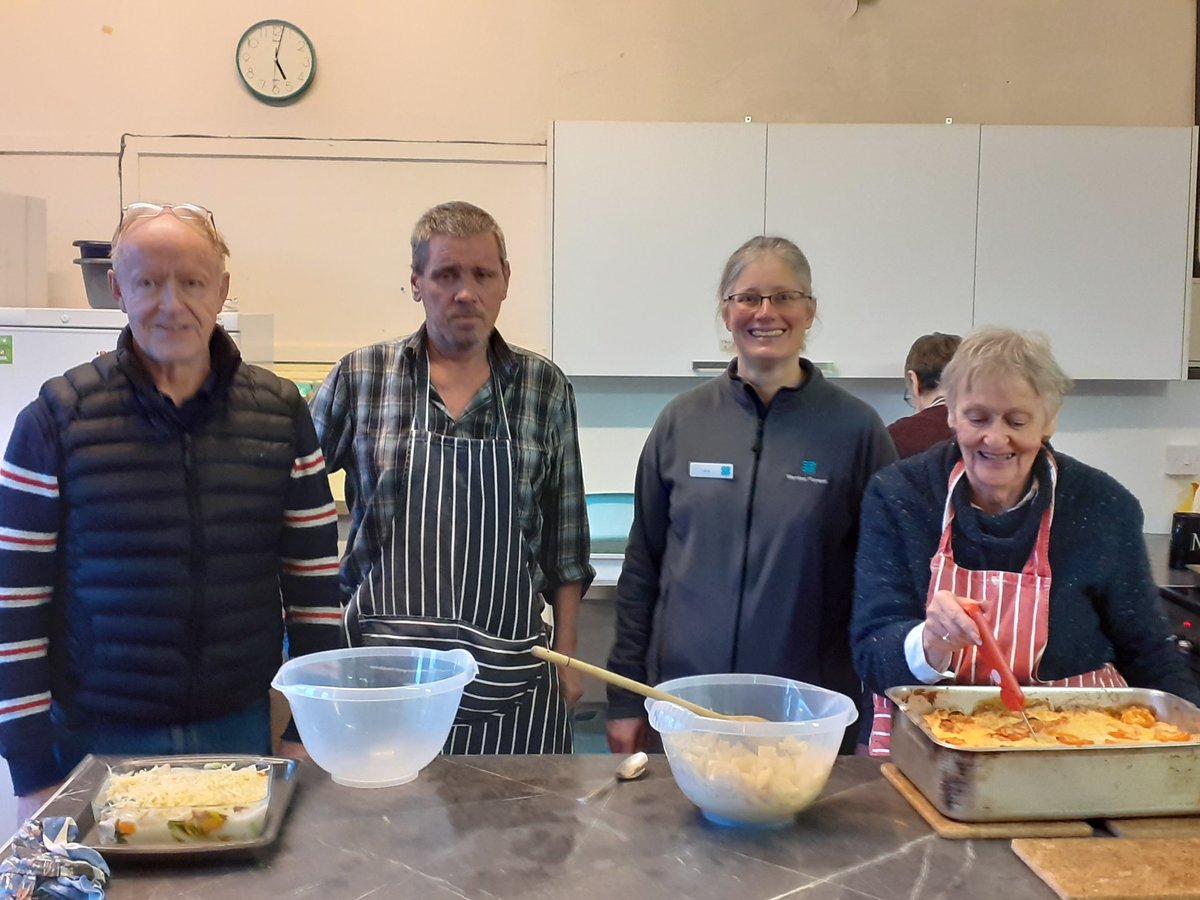 Fabulous to join the volunteers preparing a Soul Food meal at @MustardSeedEd @SoulFoodEdin
is one of our @coopuk local causes. #ItsWhatWeDo #Community #Edinburgh #Leith #MoreThanAMeal #ILoveLeith @roanirving @heggie_peter @Tom_MPM