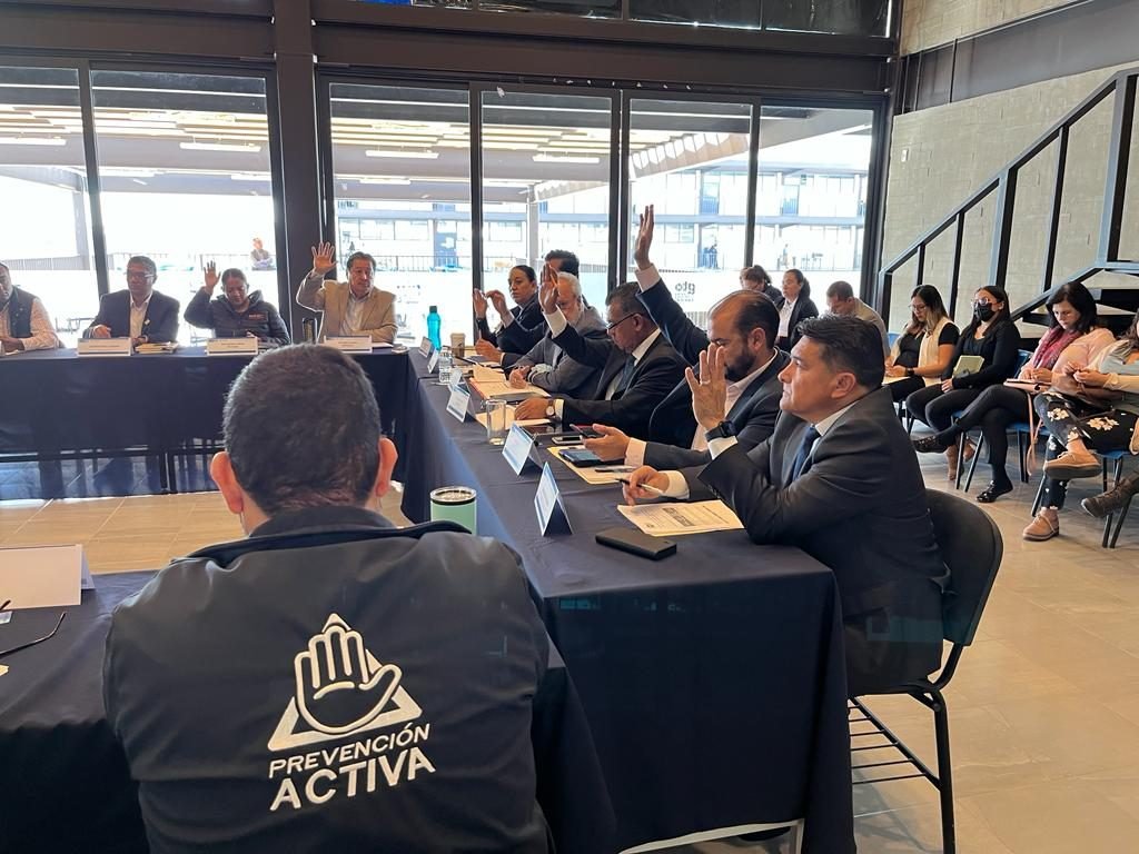 educacion_leon's tweet photo. Participamos en la de 1ra. Sesión Ordinaria del Órgano Municipal para Prevenir, Atender y Erradicar la Violencia en el #EntornoEscolar  y continuar  fomentando la prevención dentro de los espacios educativos de #León.
#SomosGrandes #SomosFuertes #SomosLeón https://t.co/GkzWb6L8zj