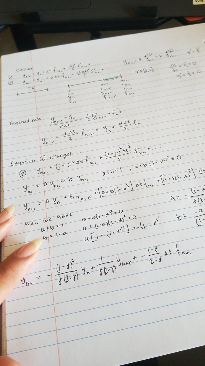DaddysLittleHo5's tweet photo. Didn't go to class in-person. Instead attended through Zoom.
Trying to stay focus.
#math #Mathematics #nerdgirl #mathhead https://t.co/uKYbSA92m3
