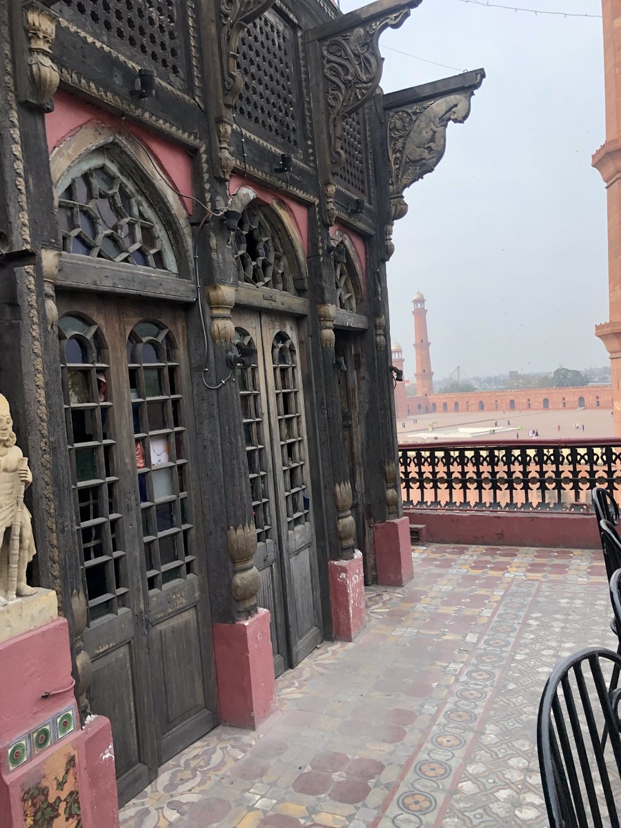 arshiabano's tweet photo. Rooftop, Cucoo’s Den. Walled City, #Lahore https://t.co/1MLTSjW56Y