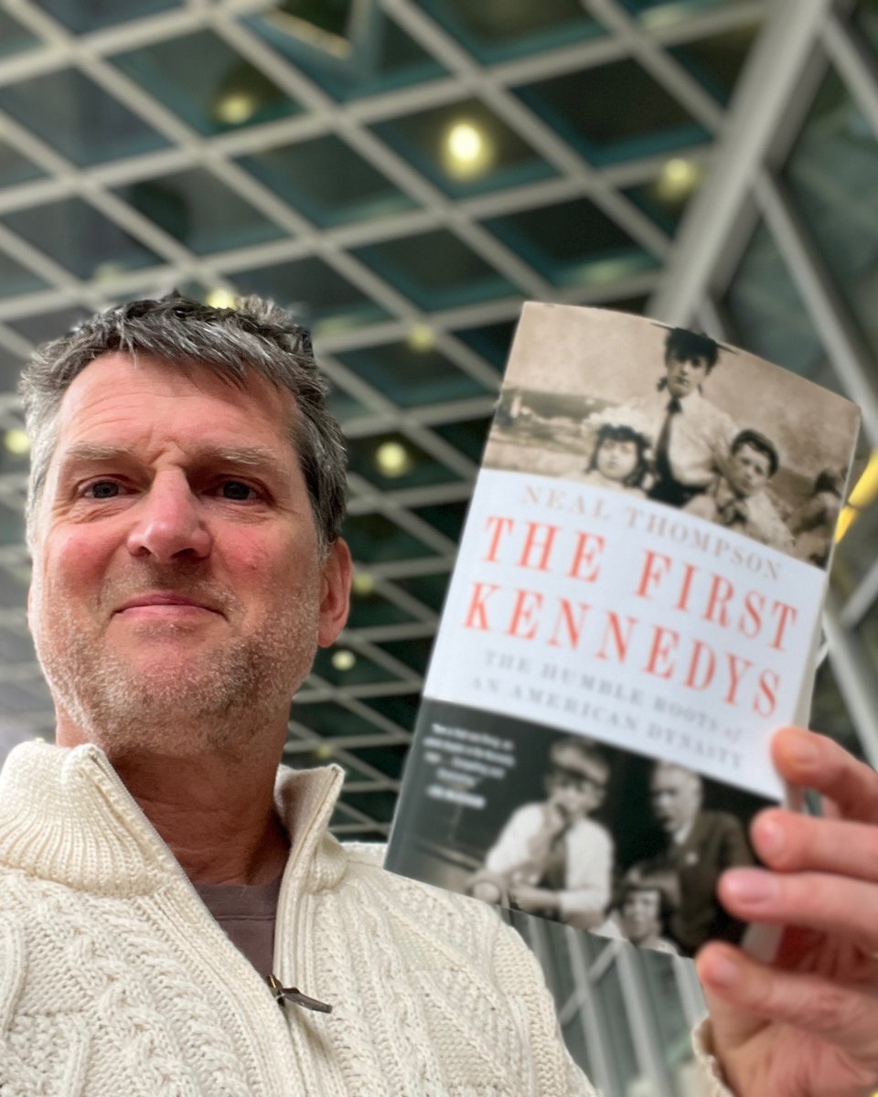 MarinerBooks's tweet image. Love is in the air all month long because February is #NationalLibraryLoversMonth!💕

Our authors are celebrating by taking their novels to their local libraries!📚

See @joannelipman, author of Next!, outside @nypl and @nealthompson, author of The First Kennedys, at @SPLBuzz.