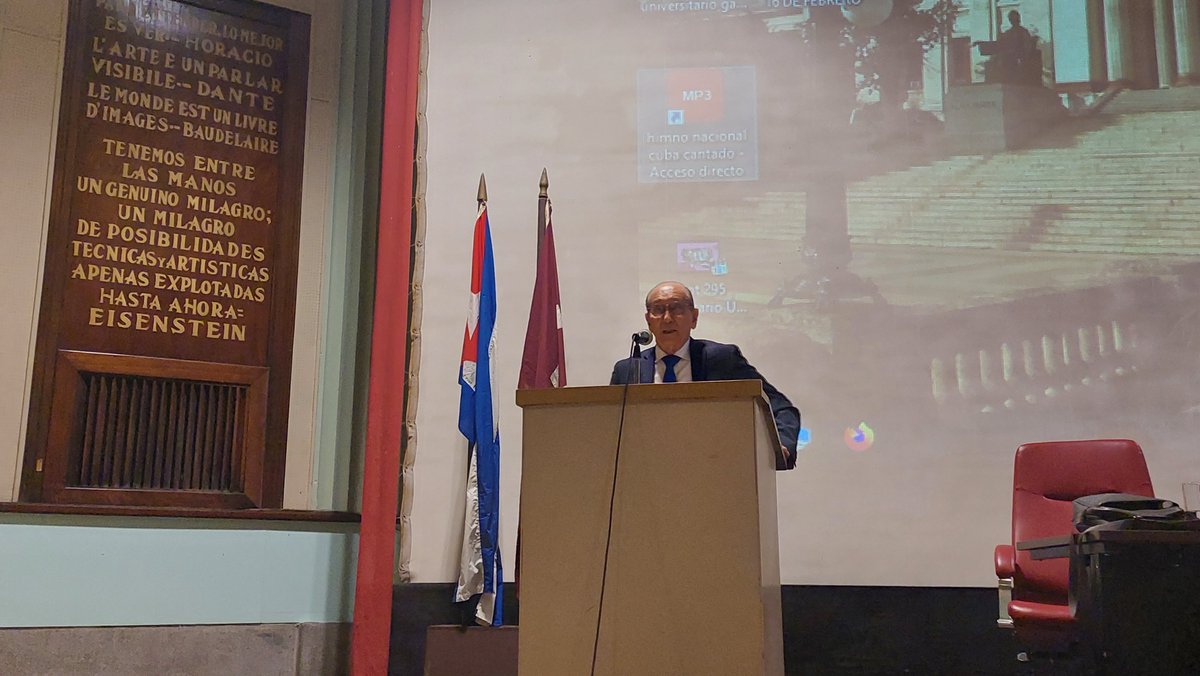 Curso de Derecho de los Negocios Internacionales. Ministro de Justicia Oscar M. Silvera y Dr. Rodolfo Dávalos abren la jornada inicial. Profesionales del Derecho, la Economía, los Negocios y las Finanzas participarán en debates de profundo conocimiento académico y práctico.