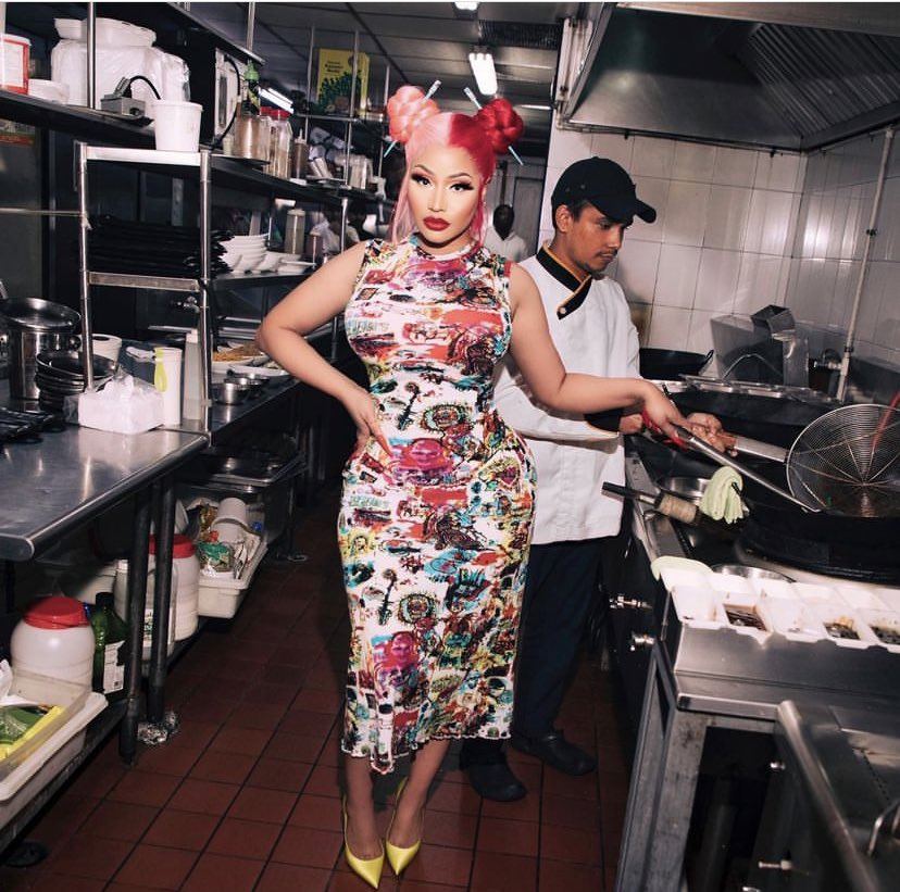 MinajAccess's tweet photo. Capa oficial do single “Red Ruby Da Sleeze”, novo single de Nicki Minaj. Disponível dia 3 de Março. https://t.co/Ngz78xDNd7