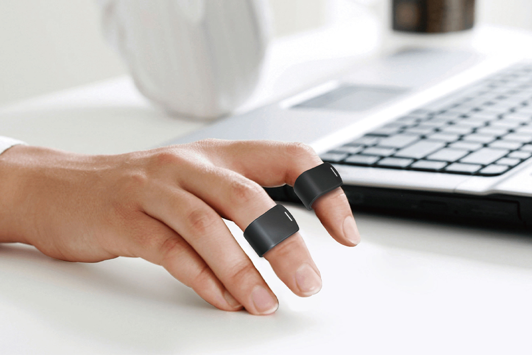 PeakErgonomics's tweet photo. Innovative Ergonomic Design: Wearable Mouse Rings
The ring has sensors which provide the functionality of a mouse such as ‘click’, ‘sweep’, ‘scroll’ through different gestures that are similar to how we use the trackpads on a laptop. 
https://t.co/xWVj6RpiiG 
#Ergonomics https://t.co/vjmnI6Zqt9