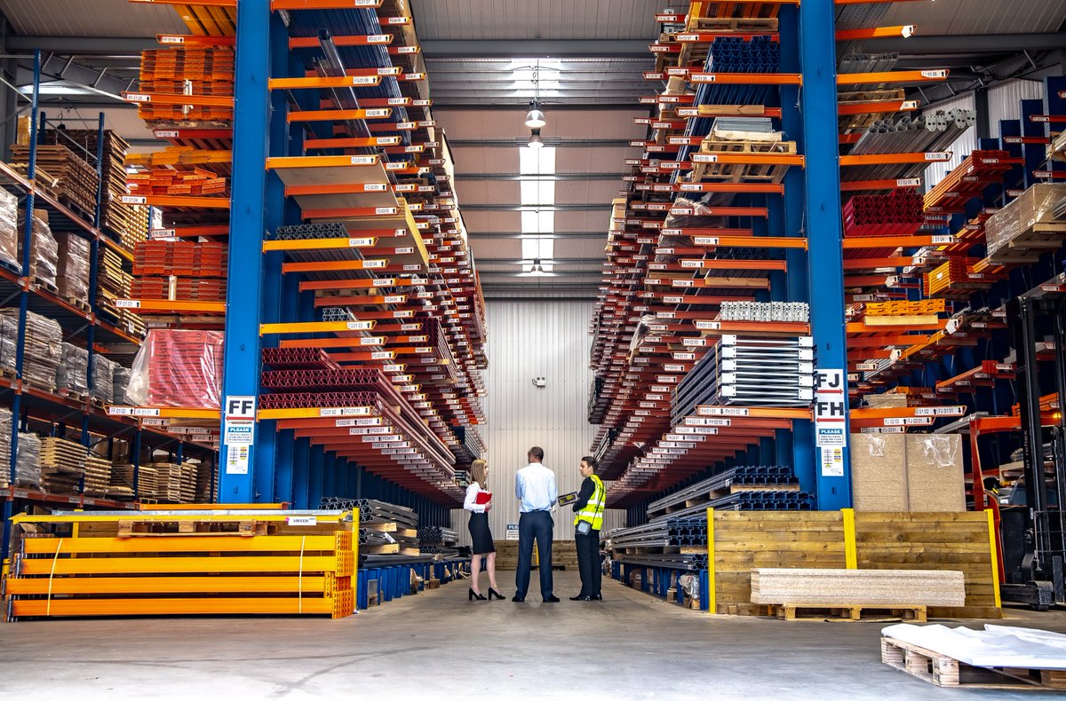 Why is #IoT in warehousing and manufacturing rising? Its capacity to help find productivity gaps and close them more accurately, efficiently, and affordably than humans ever can. Find out the foundations for #IIoT success: redwaynetworks.com/the-it-foundat…
#SmartWarehousing #Industry40