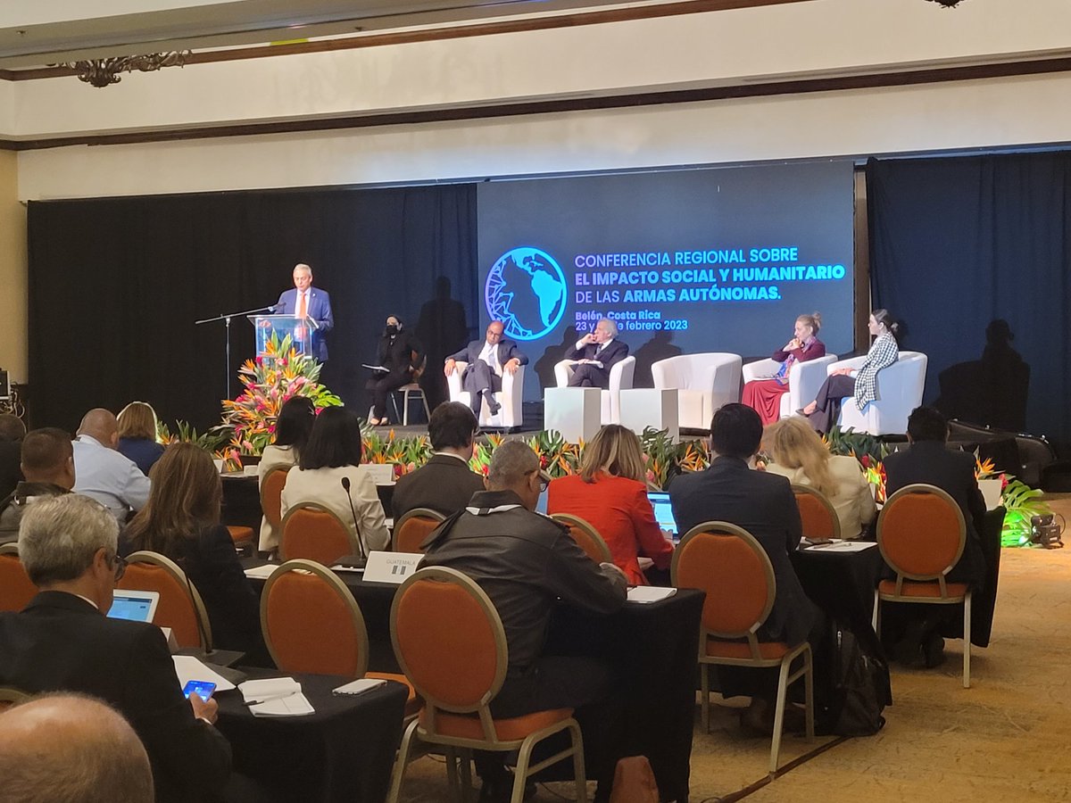 ousmannoor's tweet image. Christian Fernandez, Vice Minister of Foreign Affairs, Costa Rica - Autonomous Weapons Systems are not an issue for the future, these weapons are being used now! Time is URGENT, it is time to ACT! 👏👏👏 #KillerRobots 
#DigitalDehumanisation
#RobotsAsesinos