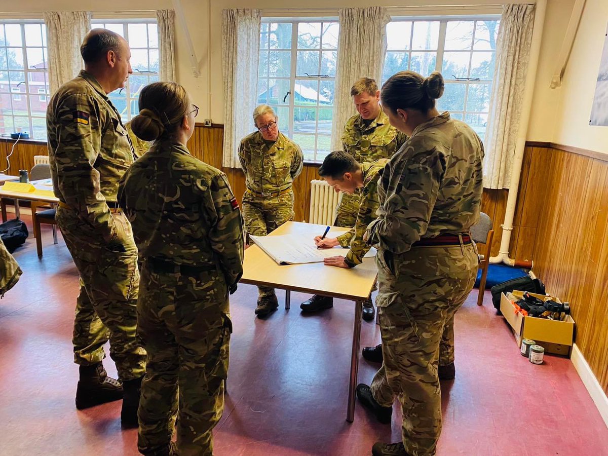 Lt Col O’Dwyer and Lt Setchell have recently completed the Defence Train The Trainer Course (DTTT) led by 335 MER. This now enables them to teach in a defence capacity and apply for instructor qualifications in areas they choose! #armyreserves #armyleadership