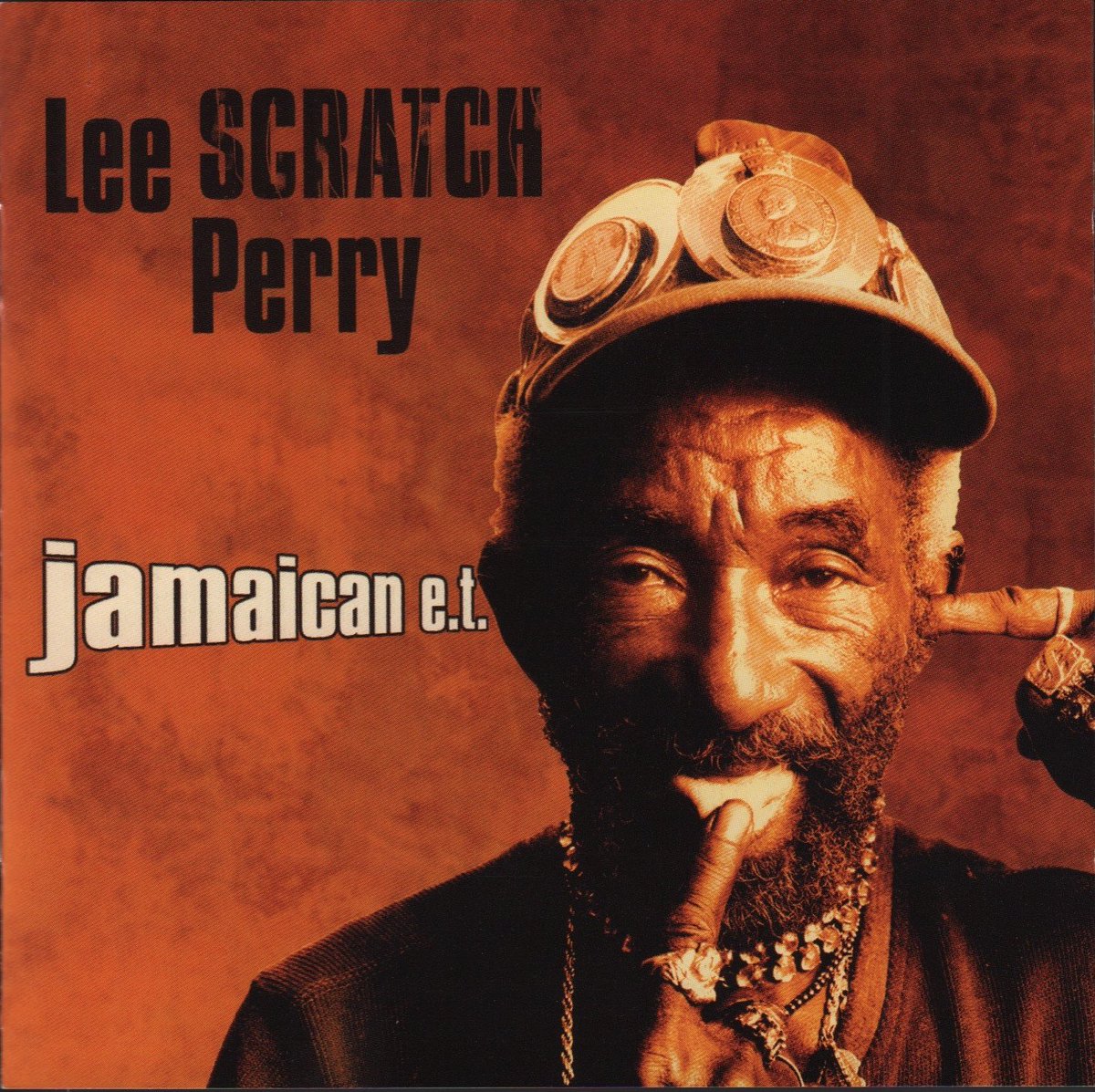 On this day 20 years ago, the legend that is #leescratchperry won the BEST REGGAE ALBUM #grammyaward for Jamaican E.T.

#onthisday #onthisdayinmusic #trojanrecords @ScratchLee