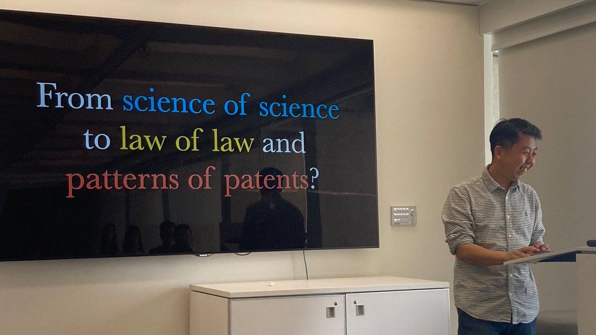 @yy speaking at @NUnetsi and @BarabasiLab on citation patterns in science, law, and patents #ScienceOfScience #networkscience