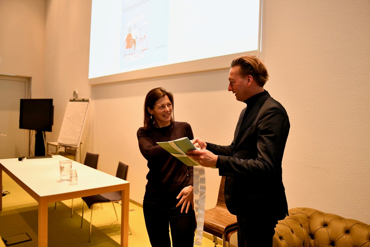 🤝🍏Hoe zorgen we voor meer gezonde jaren voor Groningers? In de Regiovisie Gezonde Groningers, Gezonde Zorg staat hoe zorginstellingen, kennisorganisaties, inwoners, zorgverzekeraars en overheden hier samen aan gaan werken. 

provinciegroningen.nl/actueel/nieuws…