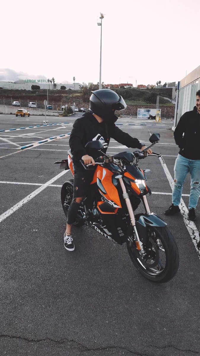 AiramCS2's tweet photo. 🏍️ https://t.co/dzhOTg7Dff