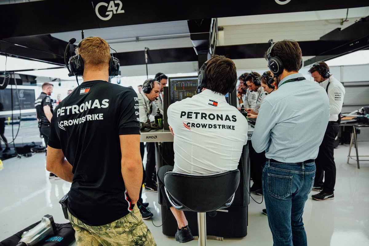 SchumacherMick's tweet image. Behind the scenes