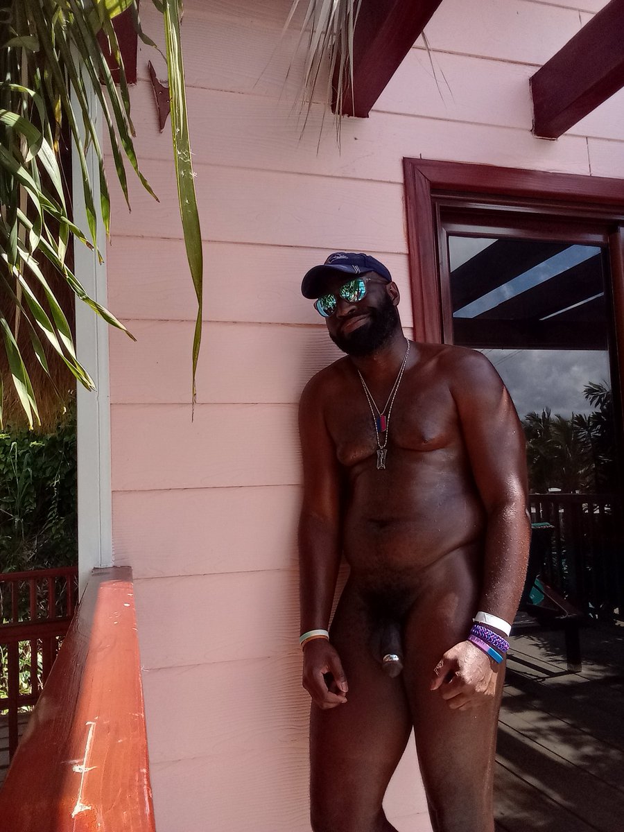 Greetings from the #The2023BigNudeBoat