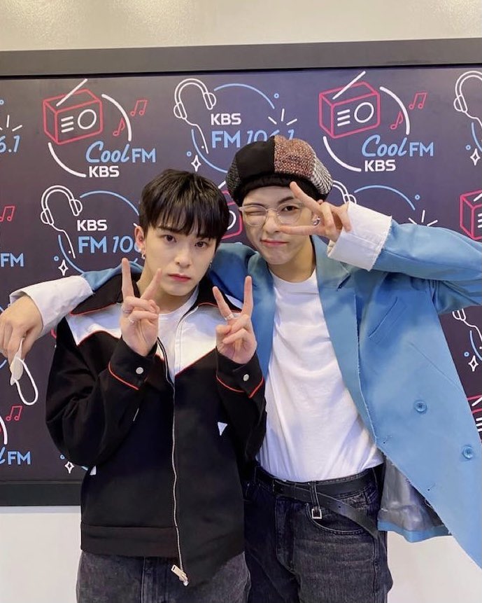 jaesahicats's tweet photo. last year jaesahi selca 🥲 https://t.co/MTe00FLc3a