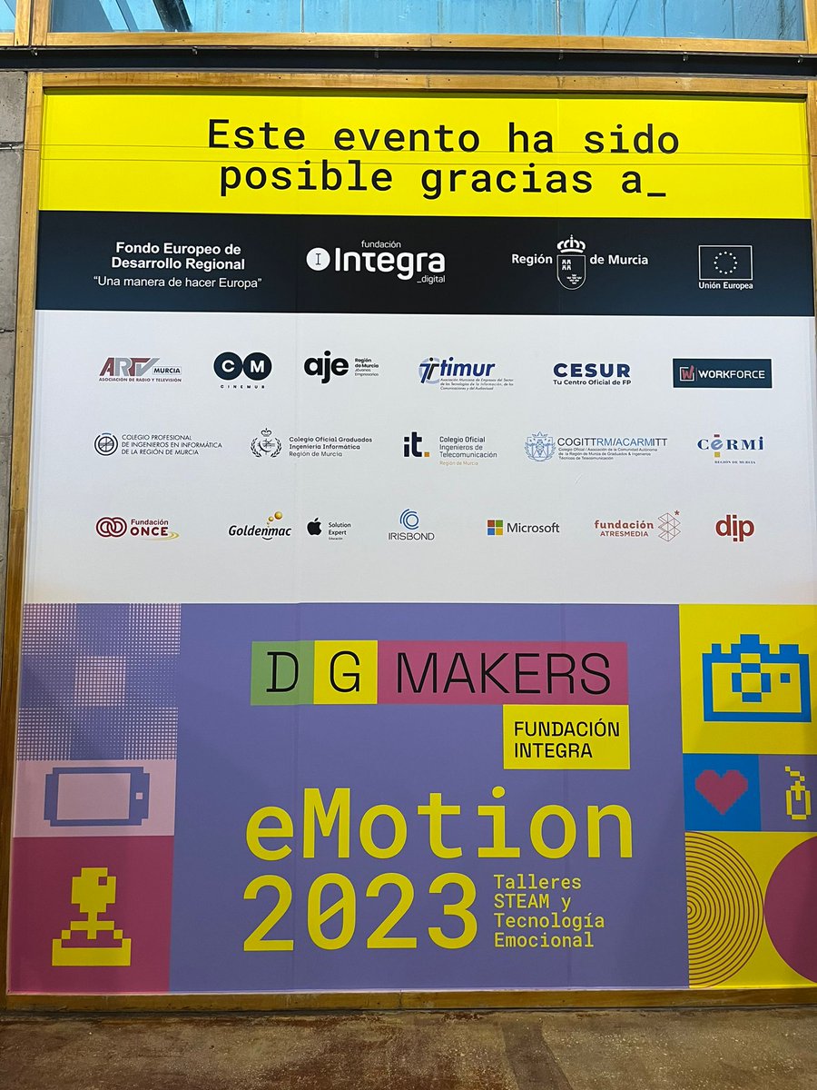 JALopezOlmedo's tweet photo. 💻🖥️📲📽️Enhorabuena para todas las personas que está mañana han contribuido al buen desarrollo del evento de #DGMakers #eMotion2023 en la ciudad de #Murcia. Un acto que facilita la creación y un sistema de innovación para los jóvenes de la Región de Murcia #Teleco #IoT #IoE ✍️ https://t.co/H0xC7ucQSb