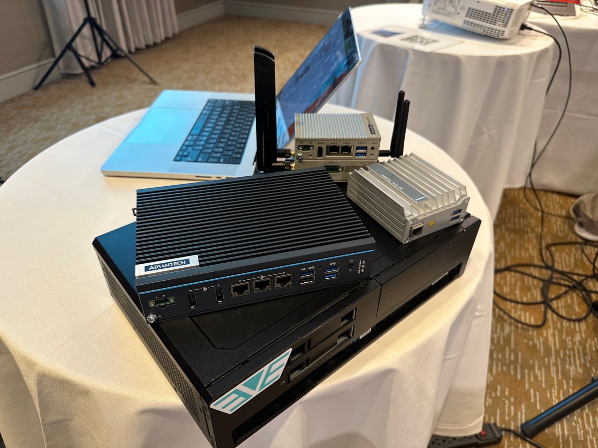 Stephen Foskett tweet media