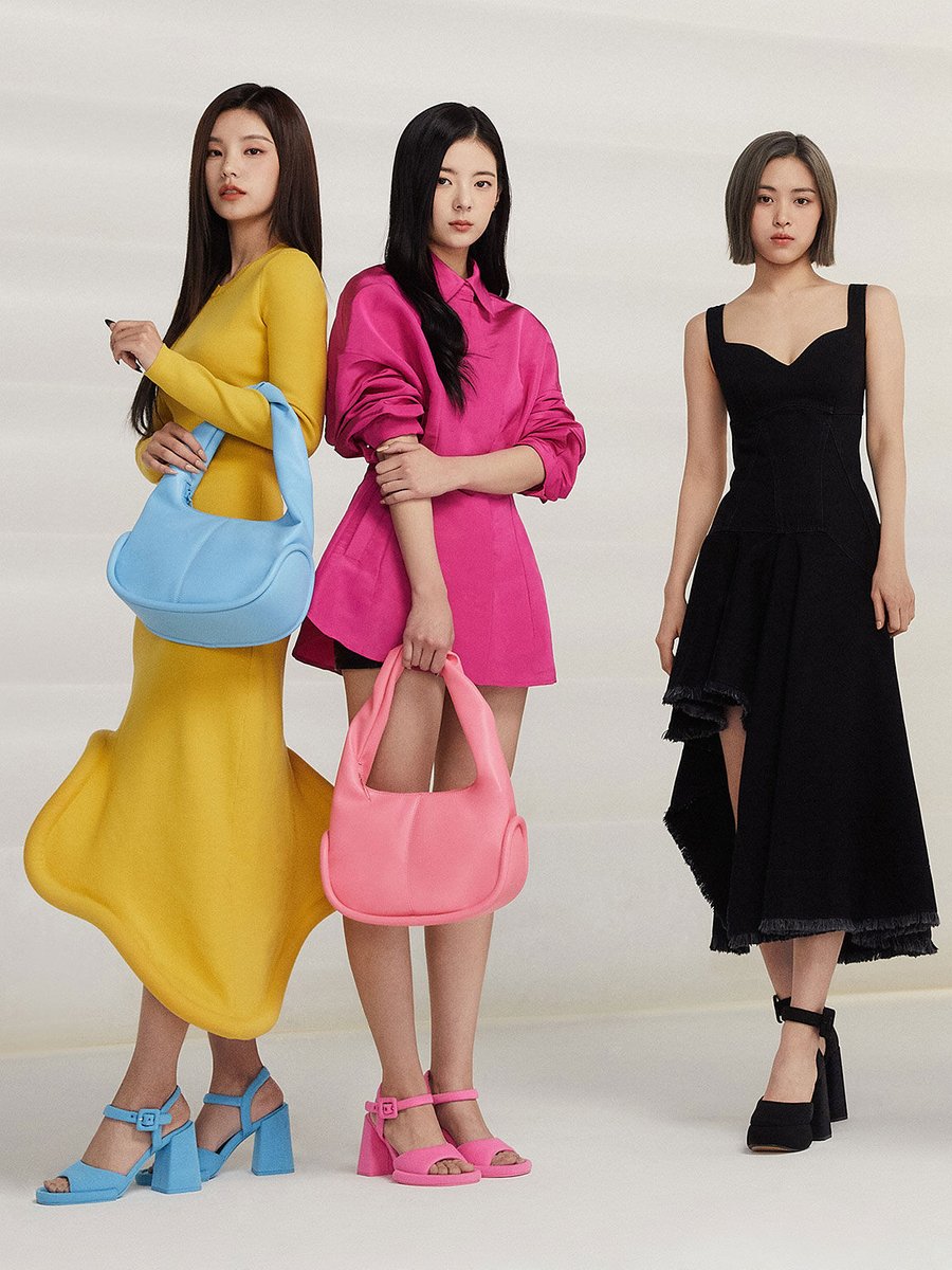 nefny_preorder's tweet photo. Charles &amp; Keith รุ่นใหม่ สวยจึ้ง
Tubular Slouchy Hobo Bag
พรีจากสิงคโปร์ แถมถูกกว่าไทย !
ราคา 2,700 บาท (ไทย 3,390 บาท)

#รับพรีแบรนด์เนมแท้จากช้อป #รับพรีสิงคโปร์ #รับพรีแบรนด์แท้ #รับหิ้ว #แบรนด์เนม #กระเป๋าสะพายข้าง #charleskeith #charlesandkeithbag #charlesandkeith https://t.co/9igil60pRJ