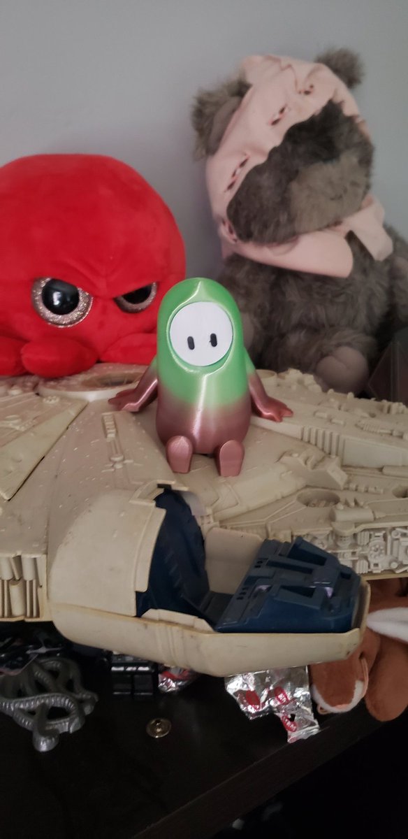AbhorentDemise's tweet photo. Got my new buddy from @NuggsFan23 ! https://t.co/QknVi68vxY