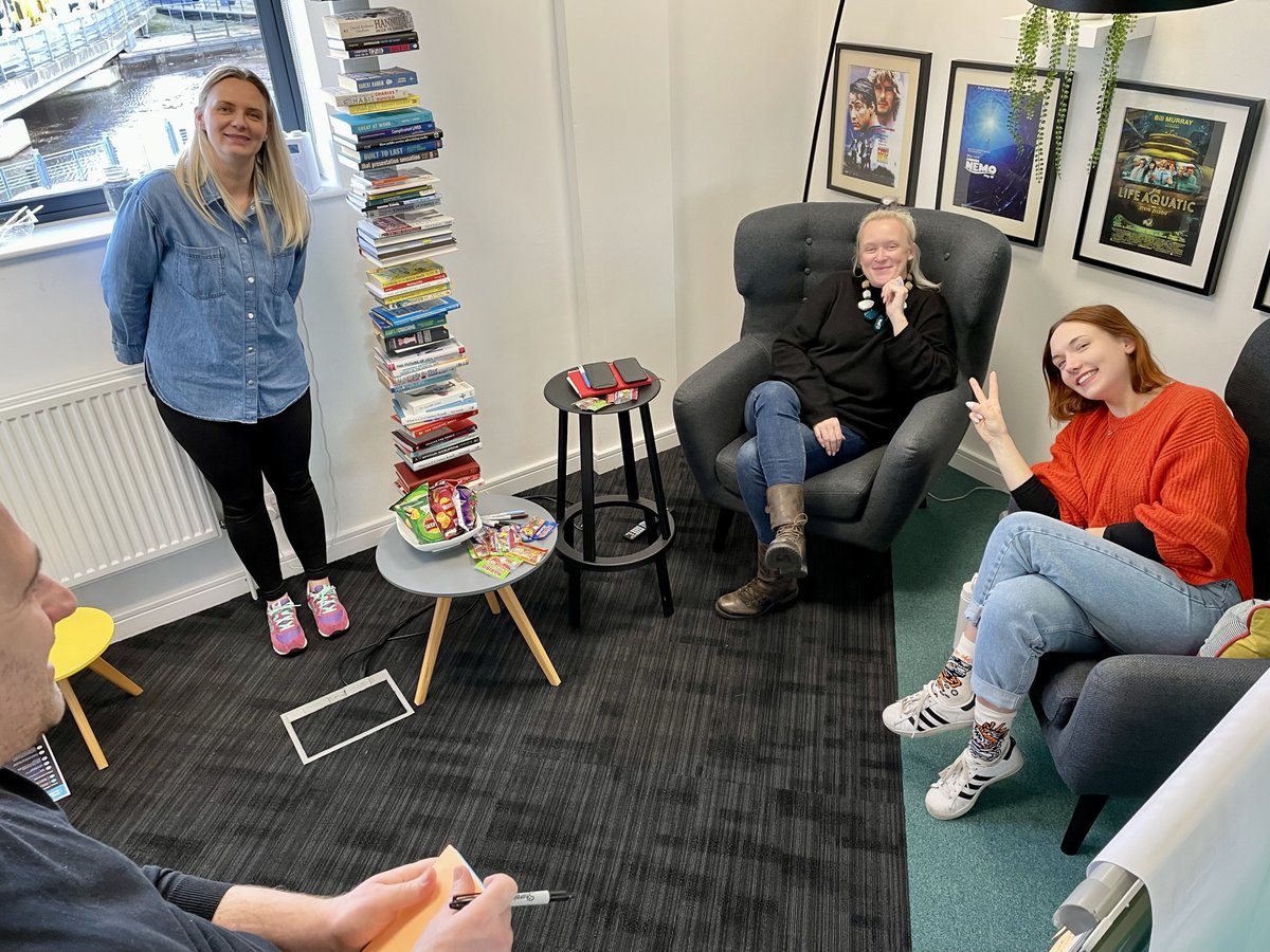 emc_scotland's tweet photo. @emc_scotland  discussing our new agency principles - what they mean to everyone and how we can apply them in all aspects of our day.  Each person also made a pledge based on our ‘Always Include’ principle, to make us an inclusive space for all. #breakthrough #essencemediacom https://t.co/GrotoIGoWV