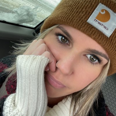 cchilvers22's tweet photo. #NewProfilePic https://t.co/q1o54GBtDy